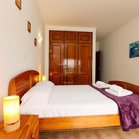 P - Meia-Praia Seaview Guesthouse Lagos Exterior photo