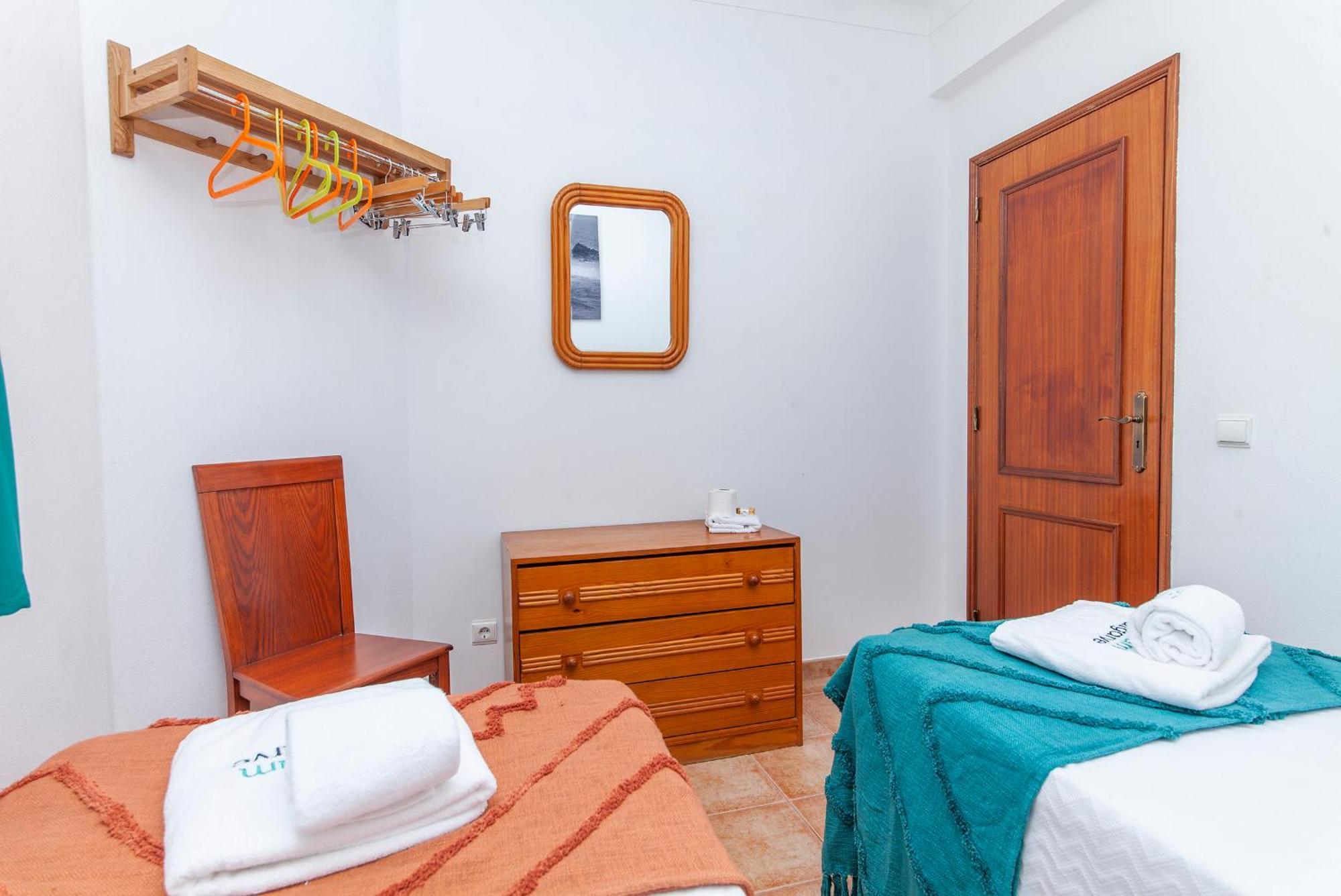 P - Meia-Praia Seaview Guesthouse Lagos Room photo
