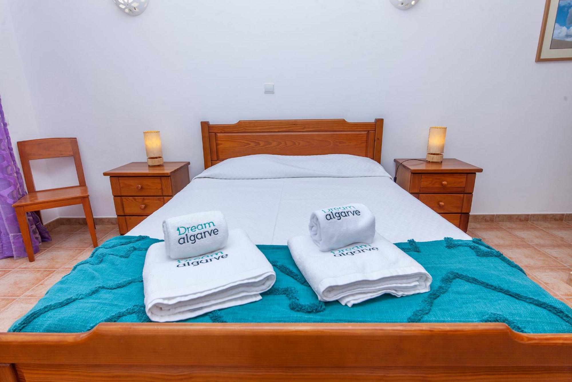 P - Meia-Praia Seaview Guesthouse Lagos Room photo
